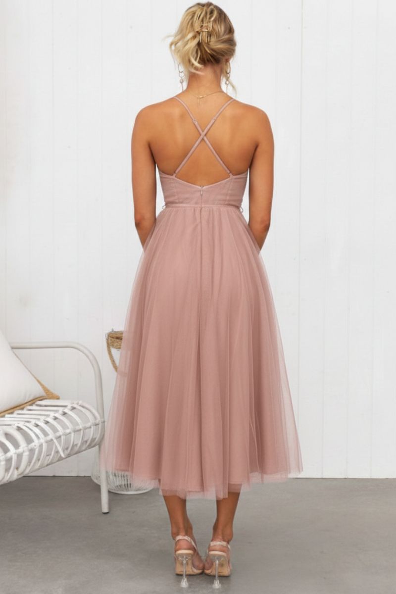 Volumnia Tulle Midi Dress with Sweetheart Neckline