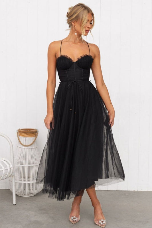 Volumnia Tulle Midi Dress with Sweetheart Neckline