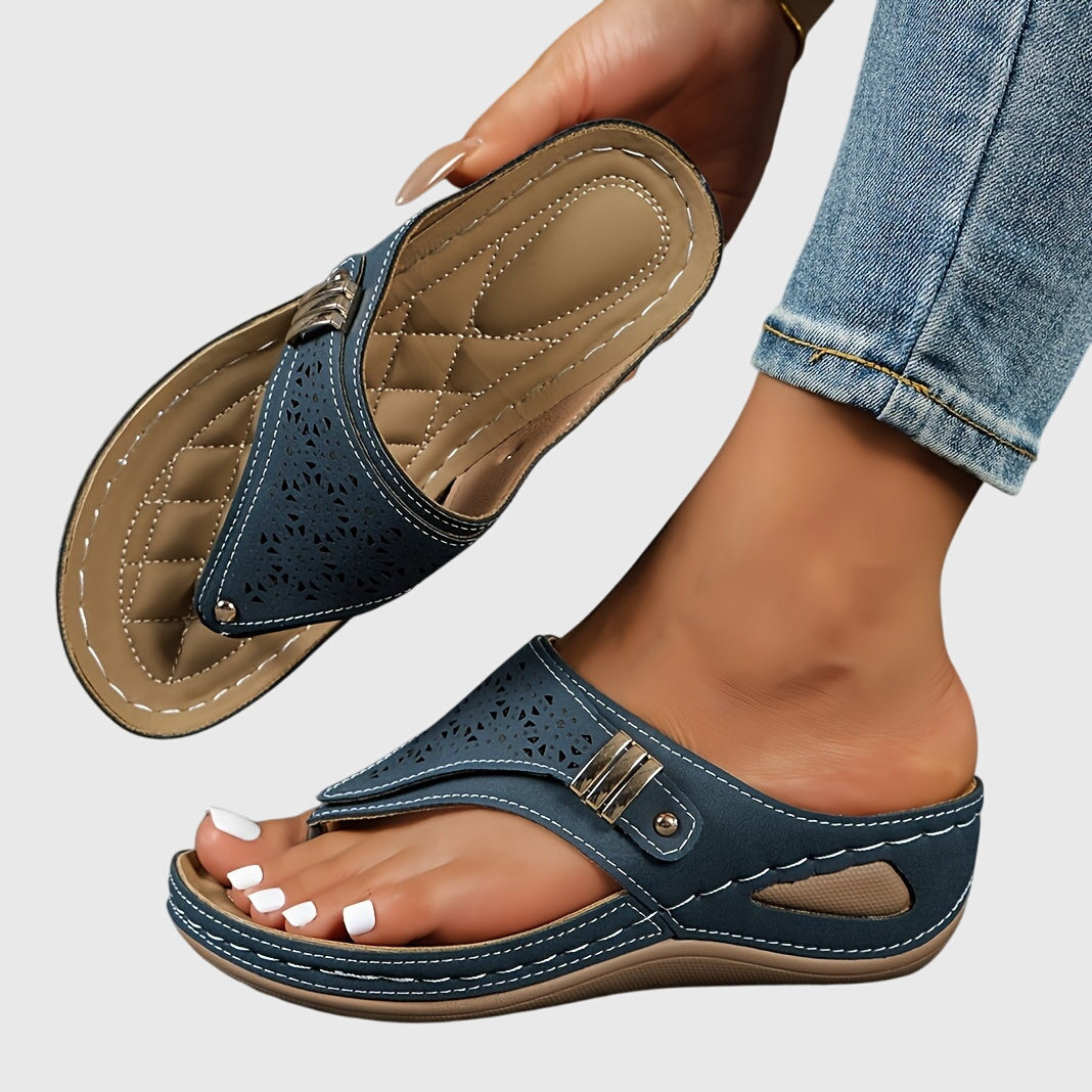 Bleuzenn Platform Thong Sandals