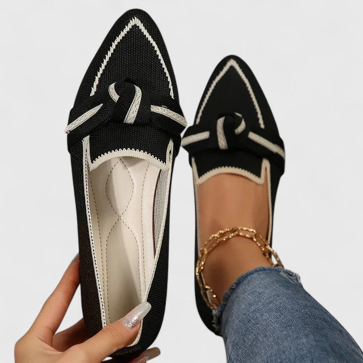 Isberge Pointed Toe Loafers
