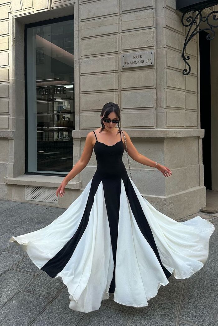 Amalthea Wedding Guest Sleeveless Maxi Dress with V-Neck