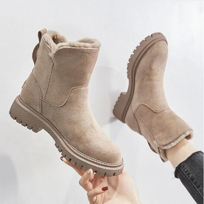 Valburge Lug Sole Snow Boots for Winter Days