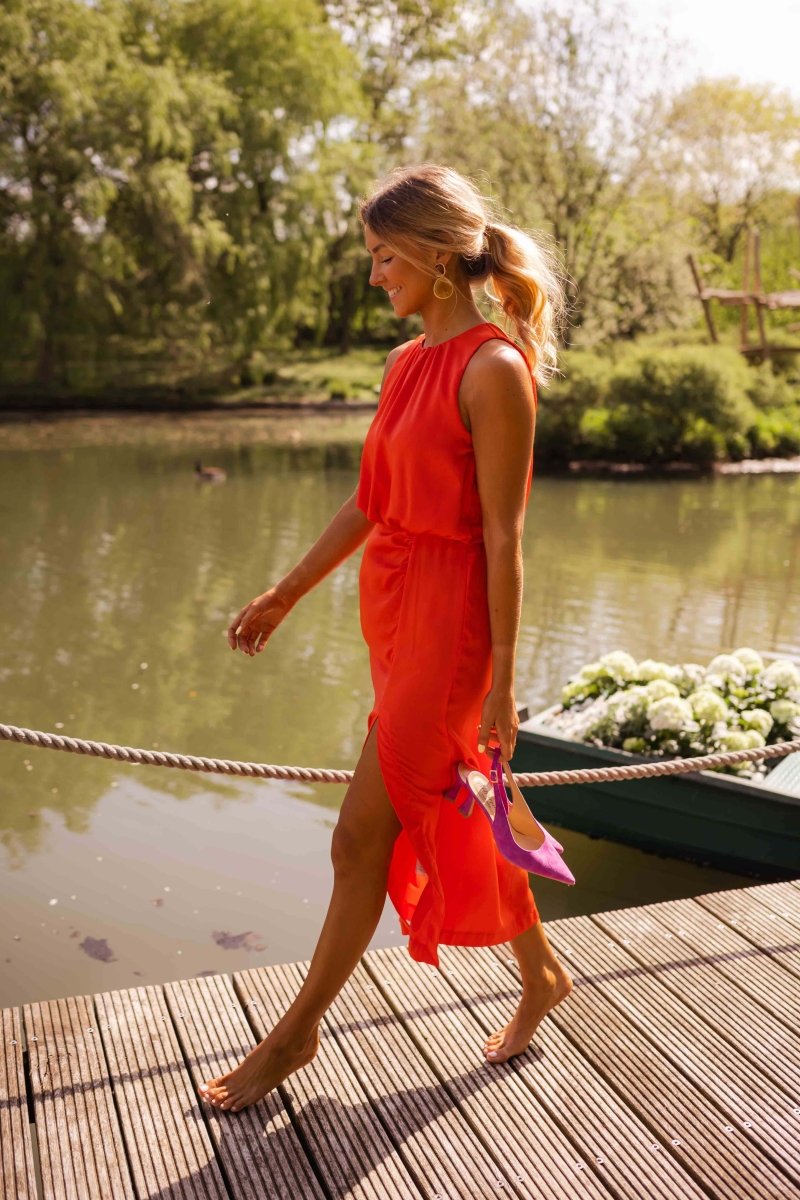 Ruzena Sleeveless Midi Dress with Round Neck and Split
