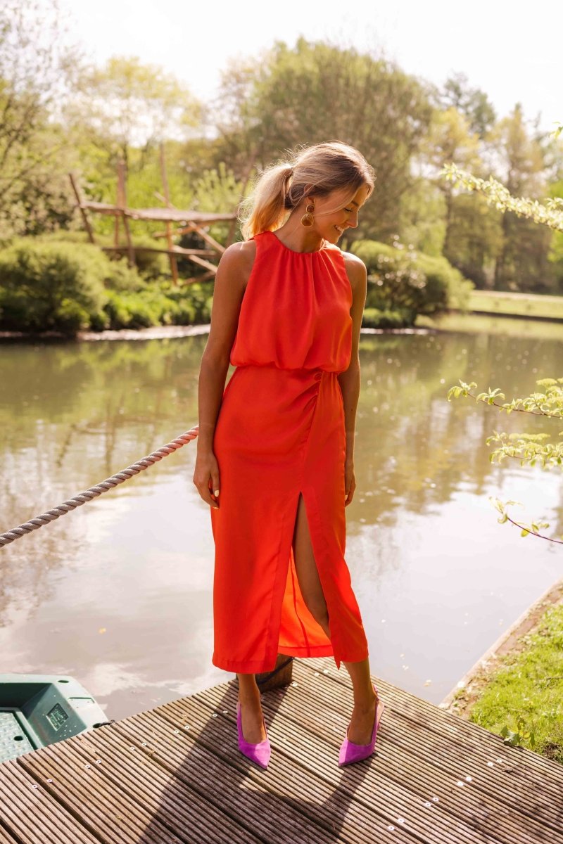 Ruzena Sleeveless Midi Dress with Round Neck and Split
