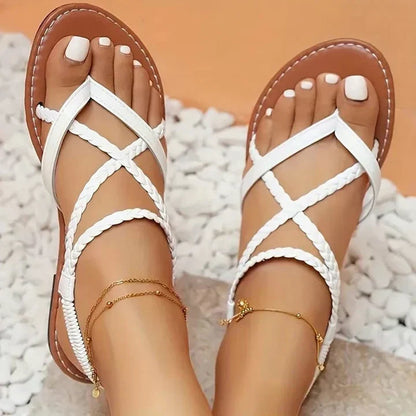 Plautilla Flat Sandals with Open Toe and Straps