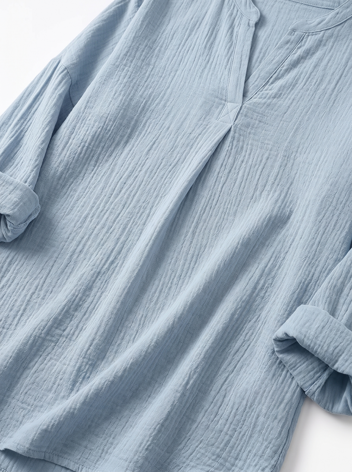 Xiomara Tunic Shirt with V-Neck and Long Sleeves slot3