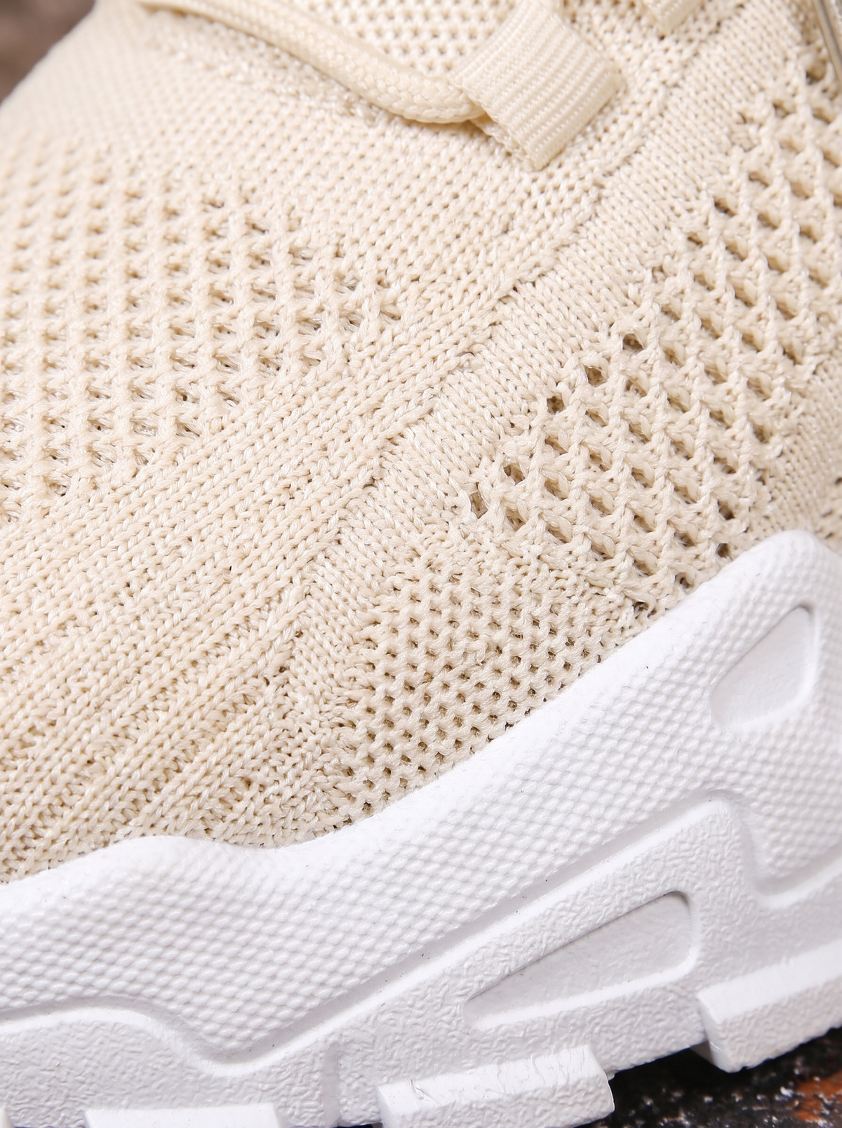 Arnalda Chunky Lace-Up Sneakers slot1
