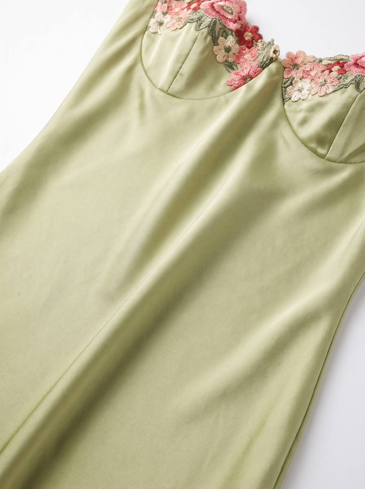 Bellina Wedding Guest Maxi Dress with Sweetheart Neckline slot3