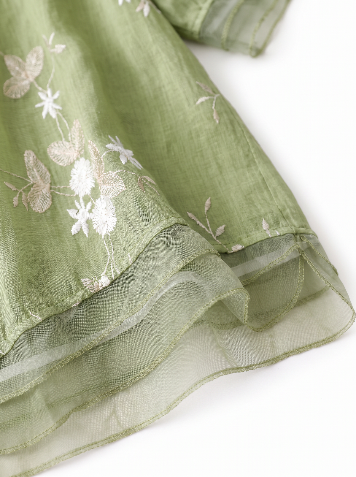 Blodwen Floral Lightweight Blouse slot3