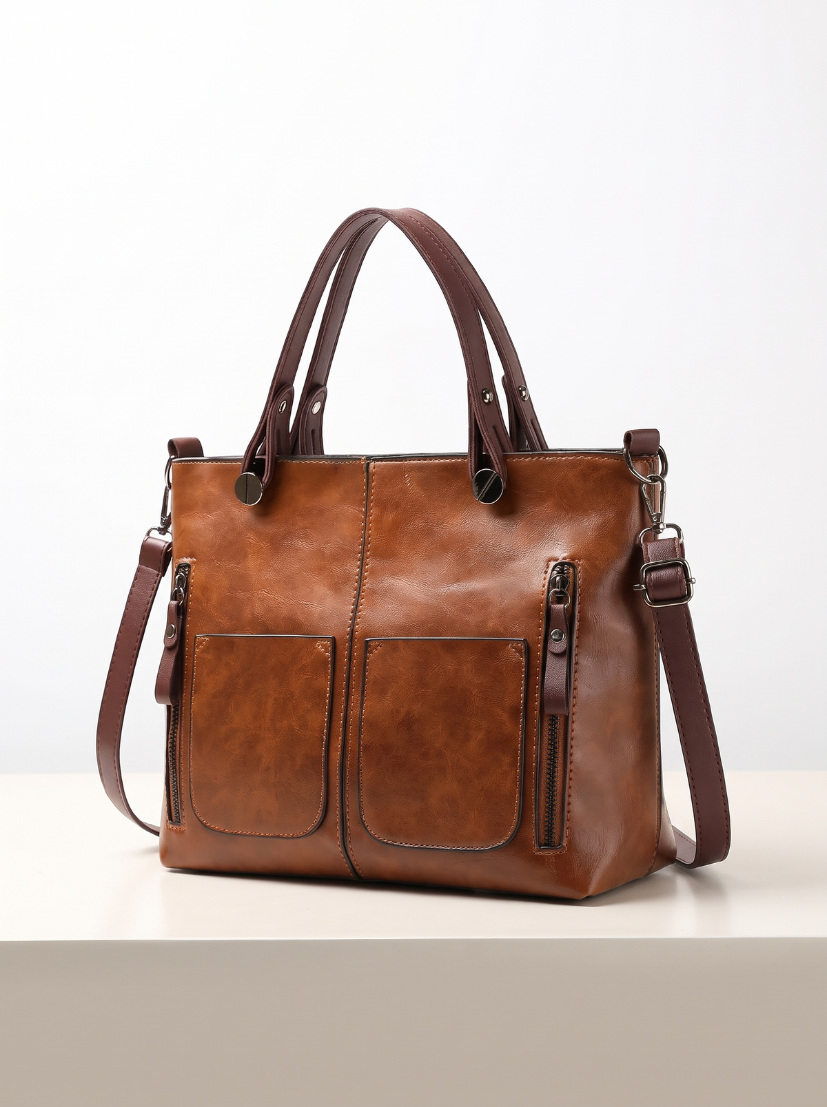 Olwen Tote Bag slot2