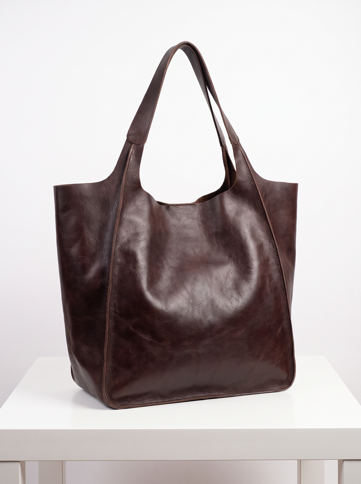 Nasrin Oversized Weekender Bag slot2