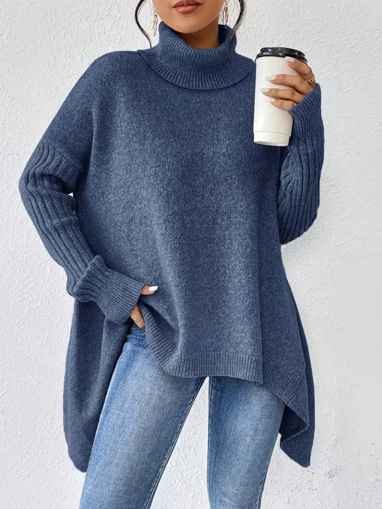 Bilihilde Oversized Turtleneck Sweater