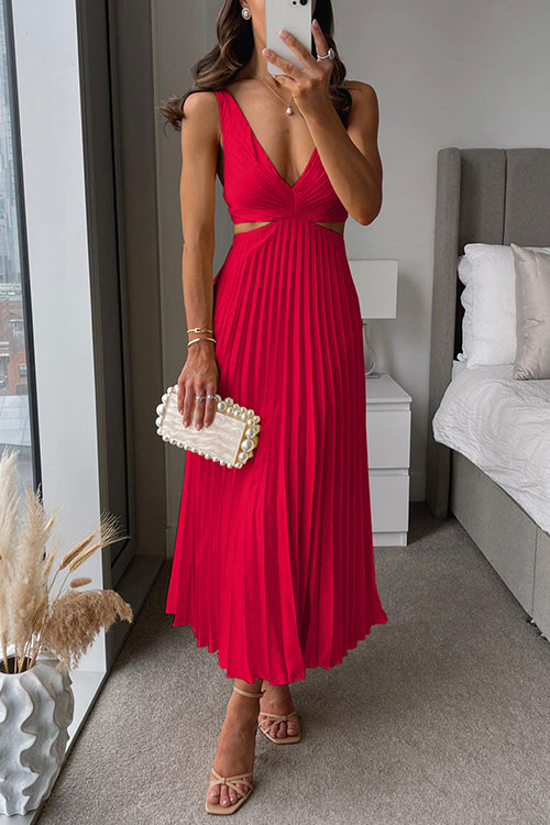 Katarina Pleated Maxi Dress with V-Neck
