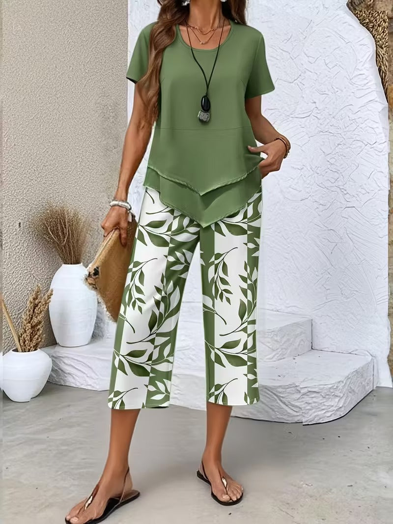 Sarrazine Leaf Print Cropped Capri Two-Piece Set