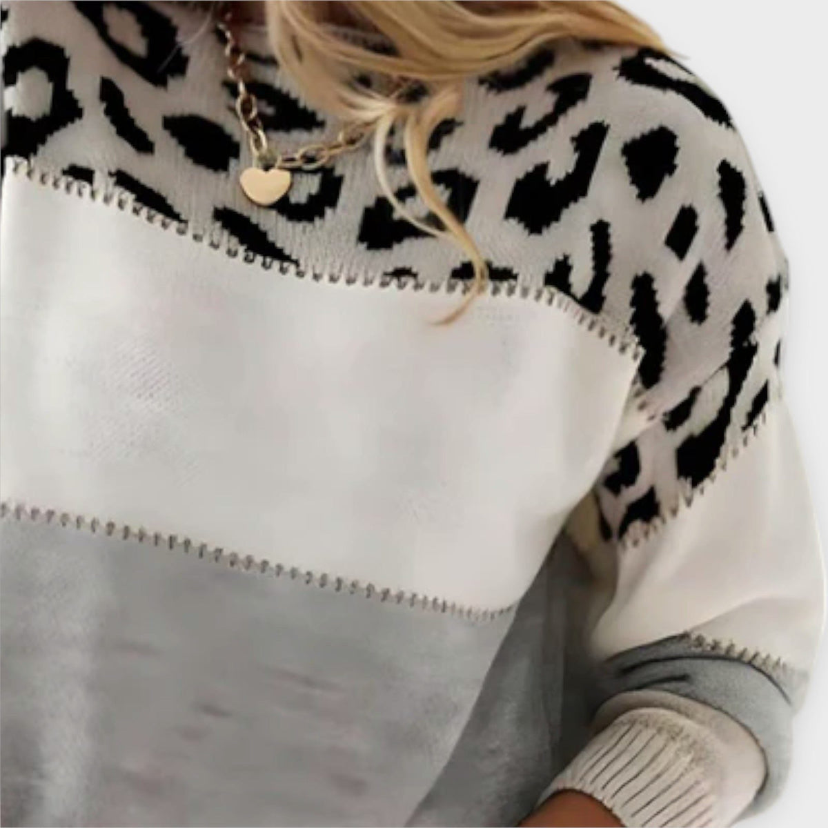 Blitilde Leopard Print Sweater with Crew Neck