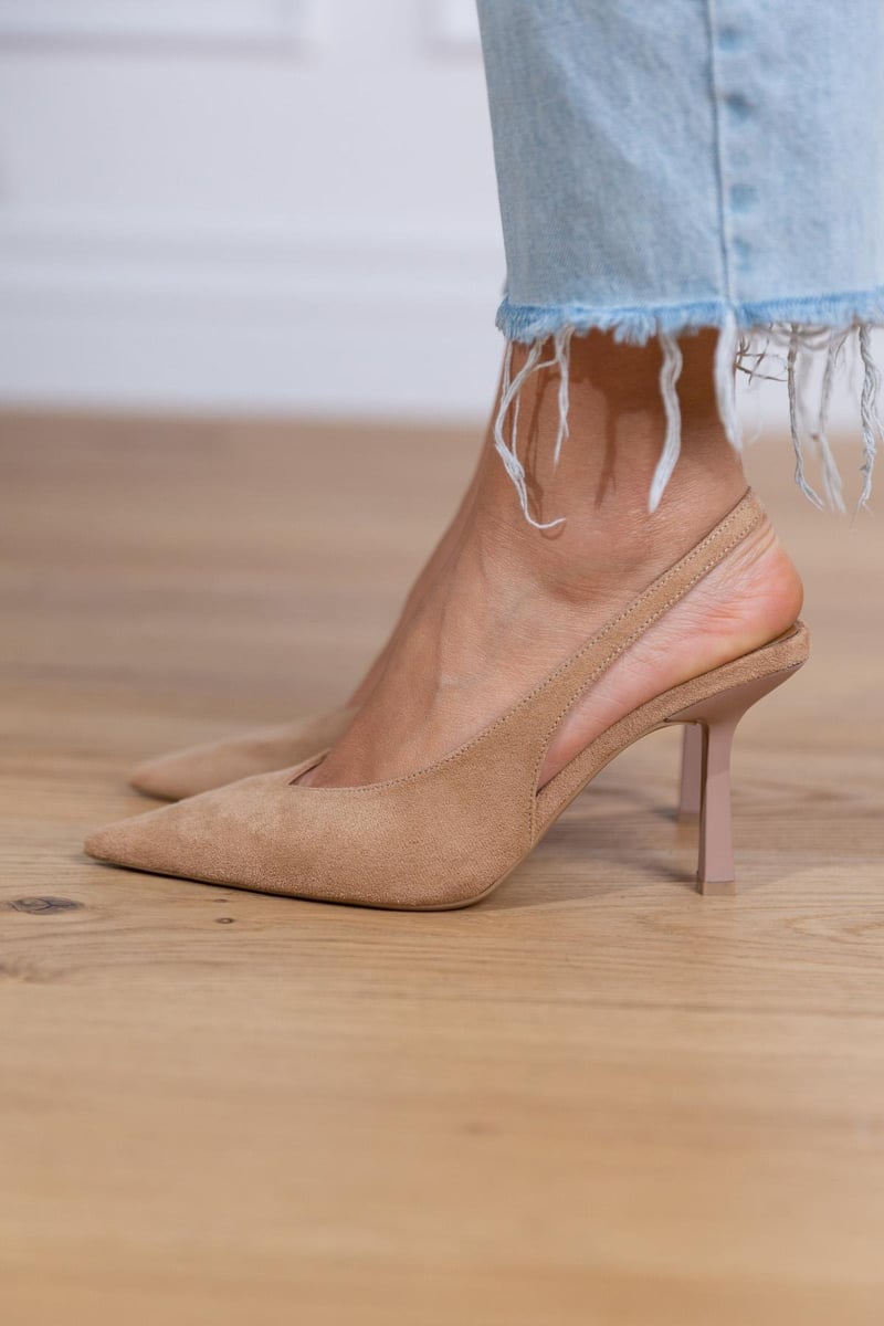 Shpresa Pointed Toe Pumps
