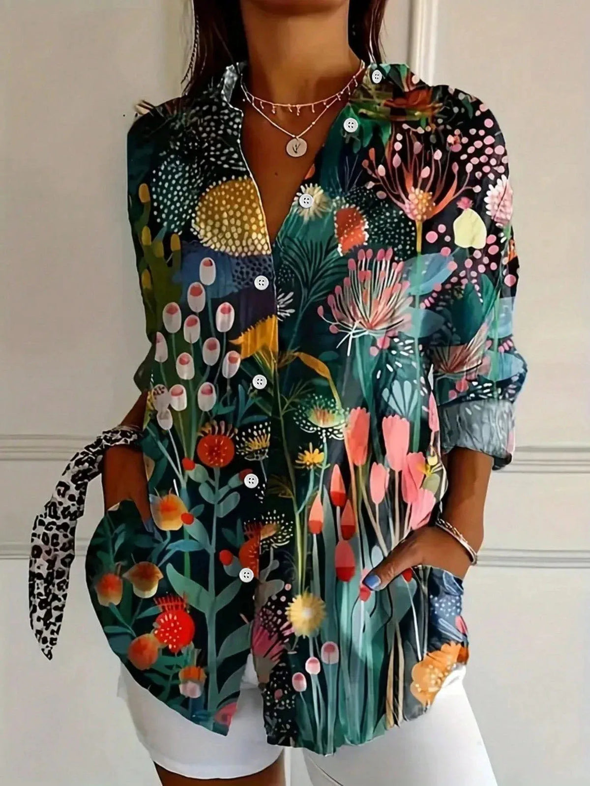 Mirjana Floral Blouse with Button-Down Front